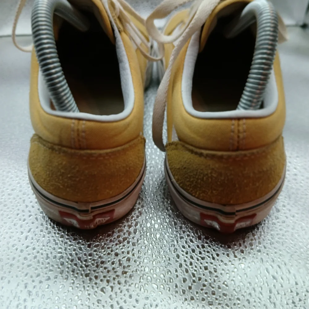 Vans Yellow/Gold Classic Old Skool Low Top Sneakers Men's Size 6
